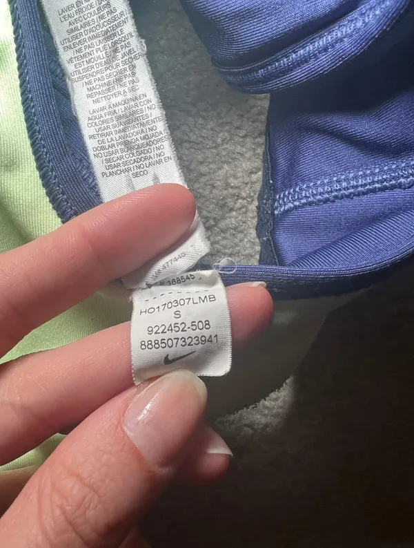 Dri-Fit Sports Bra Size Small - Image 7