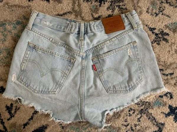 Levi’s Shorts - Image 3
