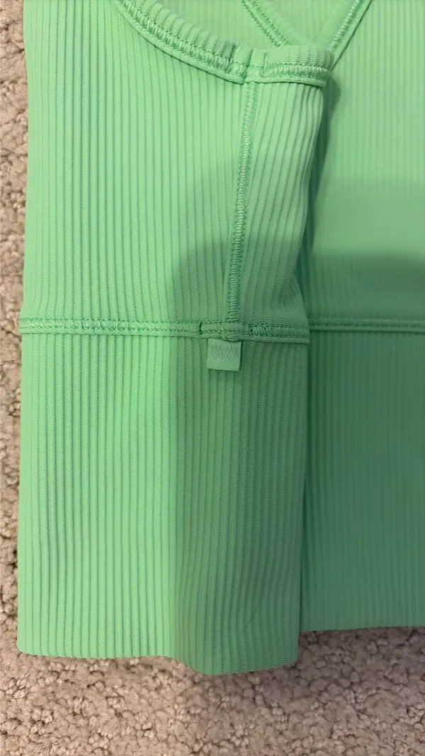 Lululemon over pivot tank - Image 3