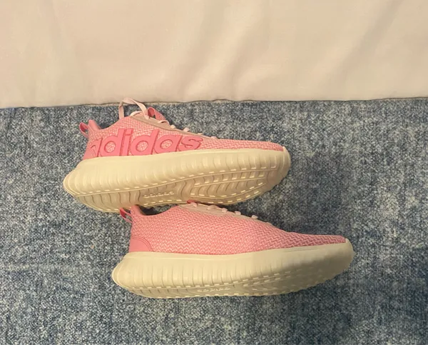 Pink Adidas Sneakers - Image 3