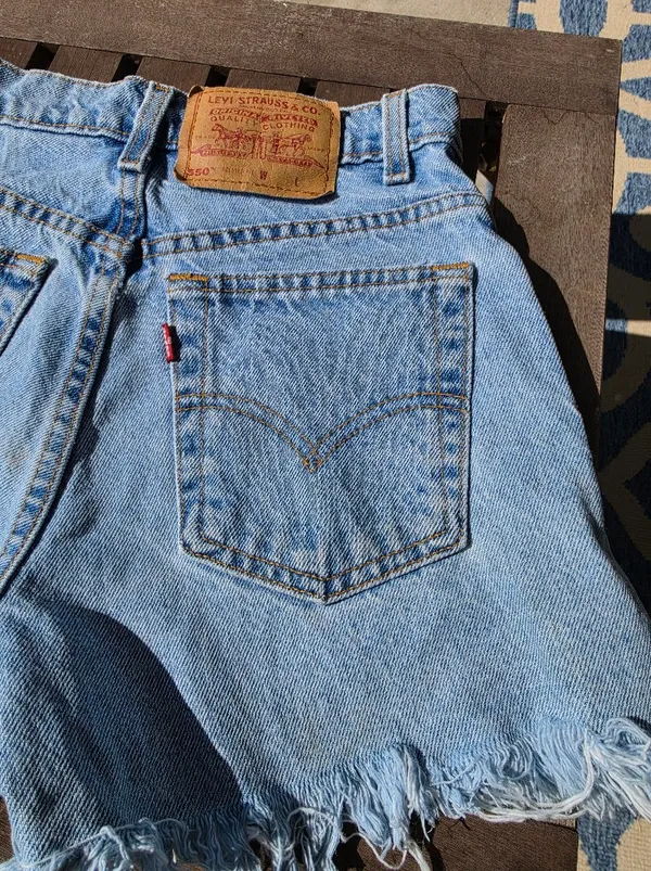 Vintage 550 Levis Shorts 5 - Image 9
