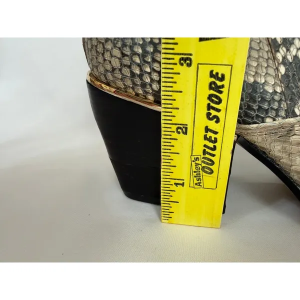 DKNY Snakeskin Embossed Leather Shooties Grey Python Block Heel Boots  7.5 - Image 9