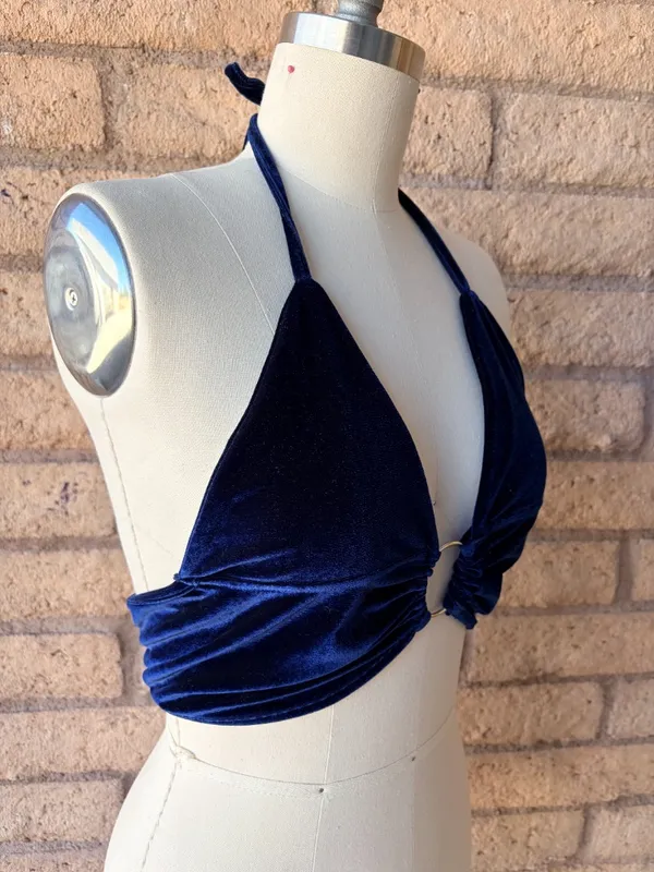 Amazon | Navy Blue Crushed Velvet Ring Halter Crop Top | L - Image 2