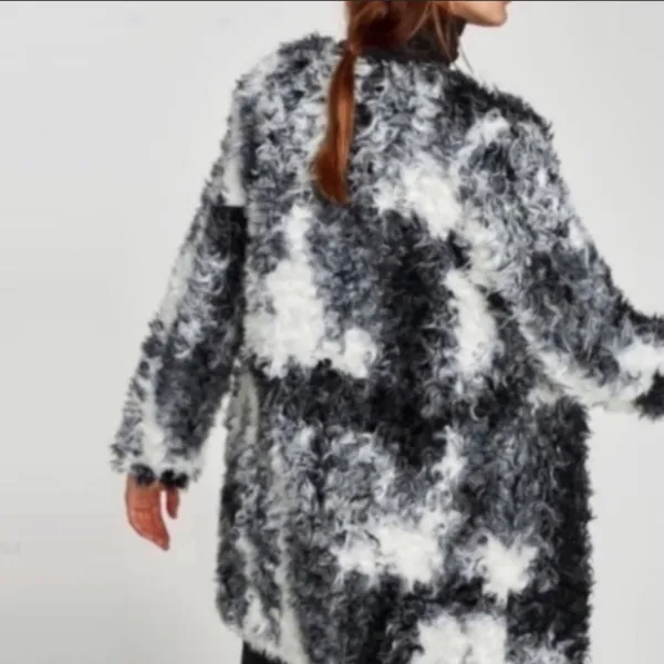 Zara tricolor‎ texturized faux fur jacket - Image 3