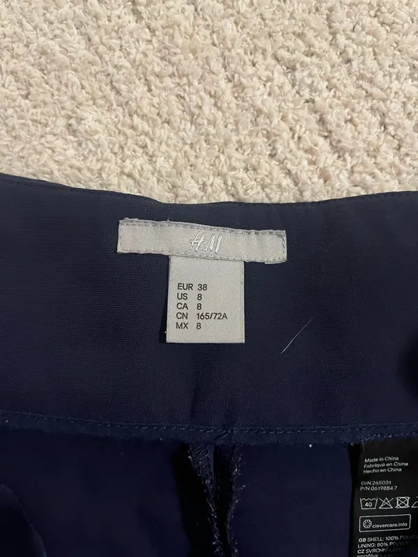 H&M High waisted Zara navy shorts with tie - Image 3