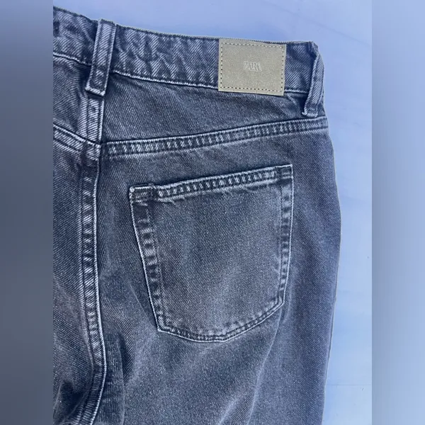 Zara Black washed Frayed Hem Jeans - Image 3