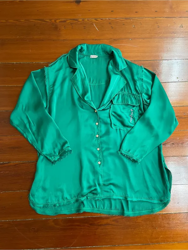 Free People Like Honey Pajamas PJ Top & Shorts Set in Silky Golf Green Sz S 🧡🎀 - Image 3