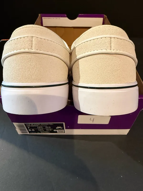 Nike SB Zoom Janowski OG+ size 8.5W/7M - Image 2