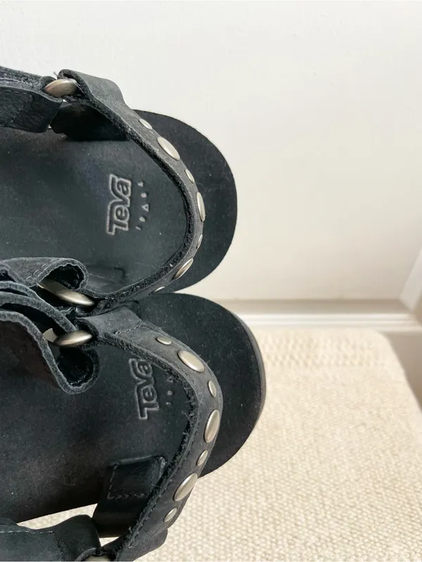 Teva Womens Midform Universal Studded  Sandals Size 9 - Image 4