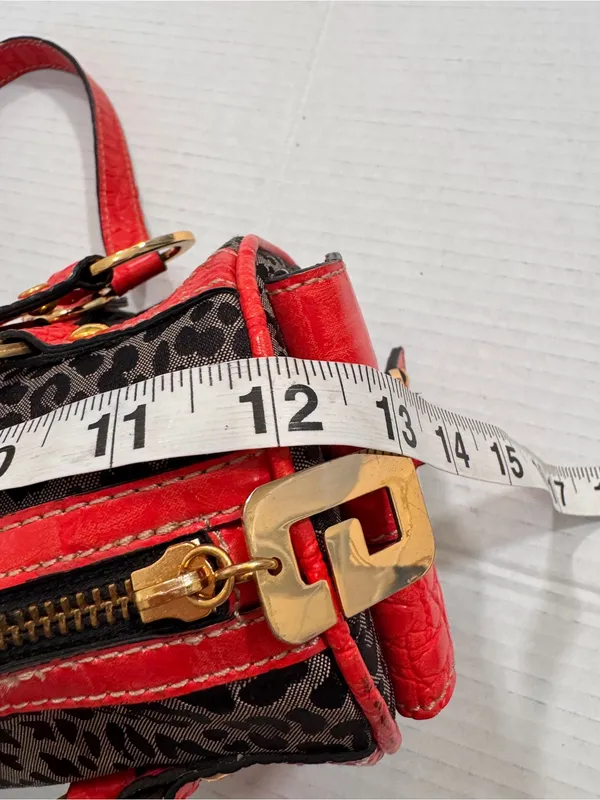 Vintage Guess Y2K Grey Animal Print Red Faux Leather Accent Barrel Shoulder Bag - Image 3