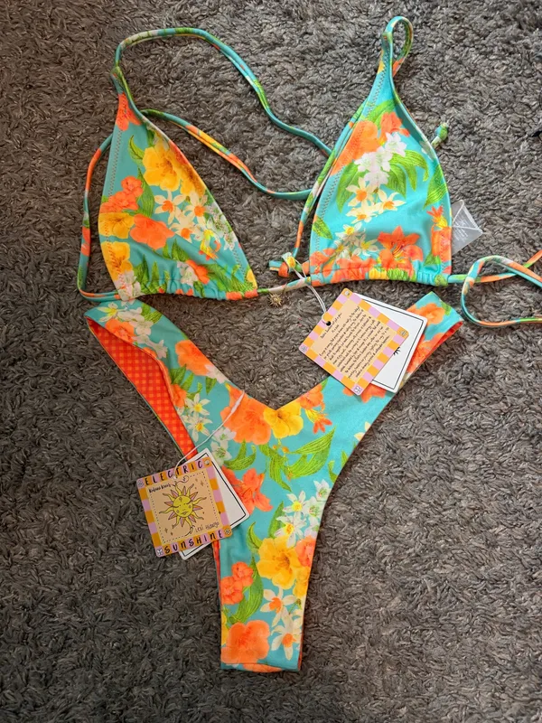Kulani Kinis Set Bikini - Image 2