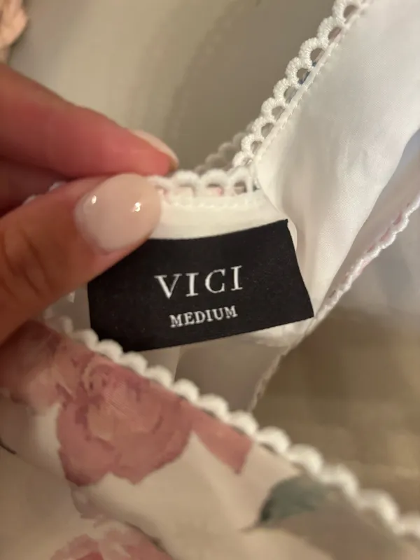 VICI Floral Satin 2 Piece Set - Image 6