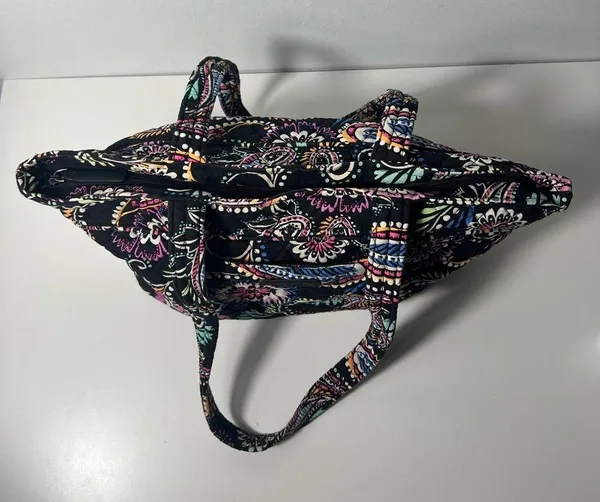 Vera Bradley Glenna Bandana Swirl Quilted Shoulder Bag Purse Tote - Image 4
