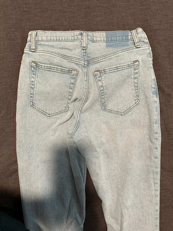 Abercrombie Ultra High Rise Slim Straight Jean - Image 6