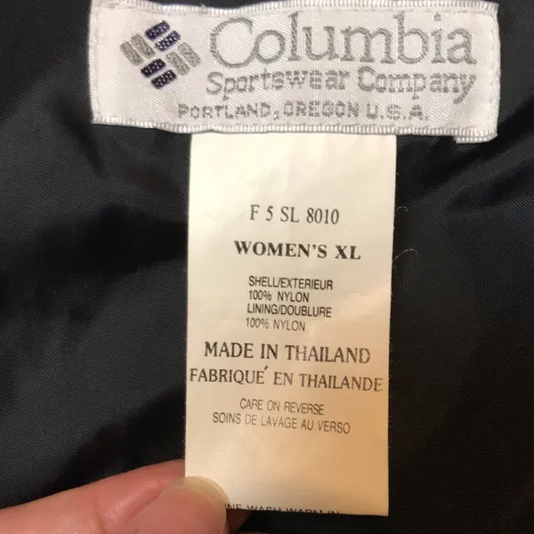 VTG Columbia Women’s Black Nylon Multi-Pocket Adjustable Waist Snow Winter Pants - Image 12