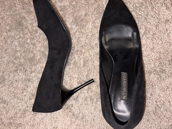 Black heels Size 6.5 - Image 2