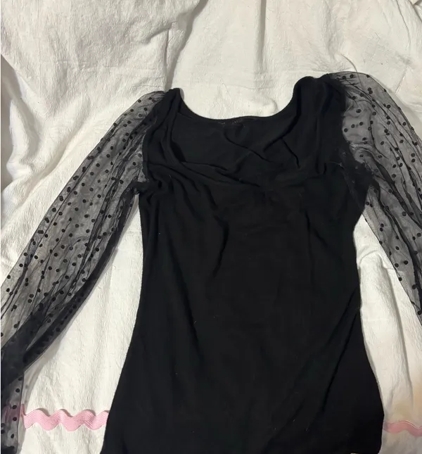 Amazon long sleeve top - Image 3