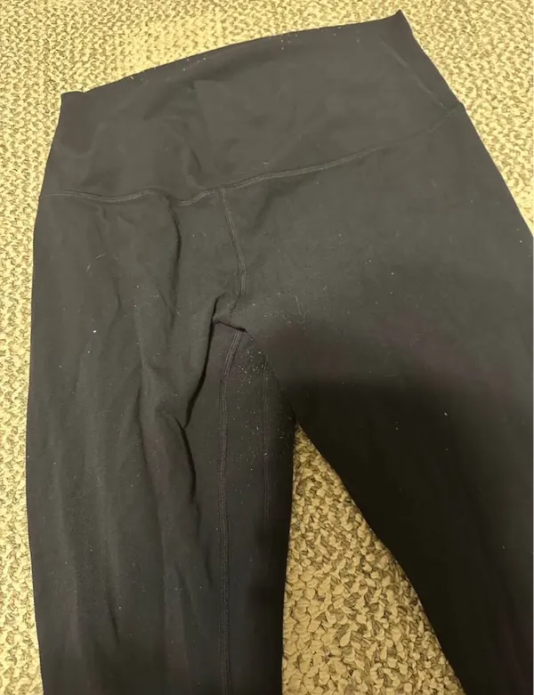 Women’s size 10 lululemon leggings - Image 2