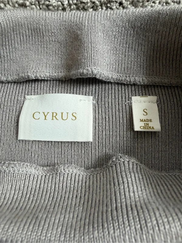 Cyrus Women’s Small Gray Mock Neck Ribbed Knit Stretch Sweater Top - Image 3