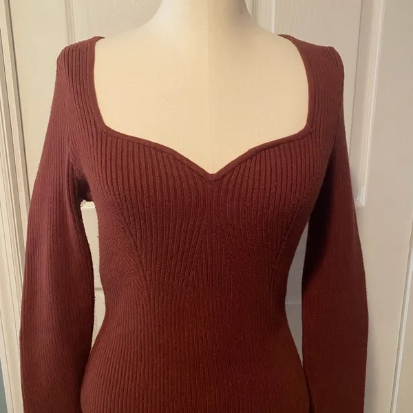 Abercrombie Long-Sleeve Sweetheart Sweater Bodysuit - Image 5
