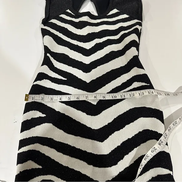 Forever 21 Black & White Zebra Print Sleeveless Bodycon Dress Size M‎ - Image 8