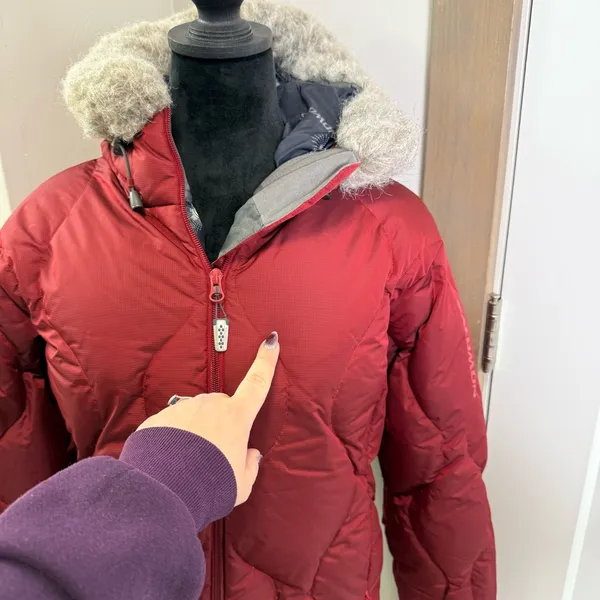 Salomon Women's Down Filled Quilted Winter Coat Jacket Faux Fur Trim Hood‎ Red M - Image 7