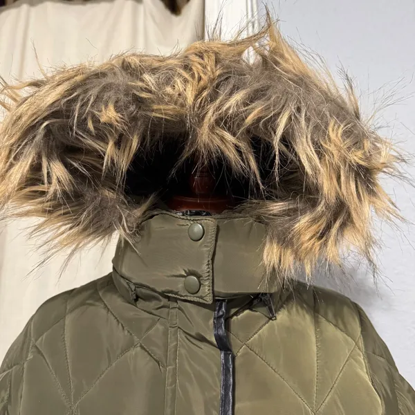 Weatherproof Olive‎ Green Quilted Puffer Jacket Faux Fur Trim Hood Women's Sz L - Image 3