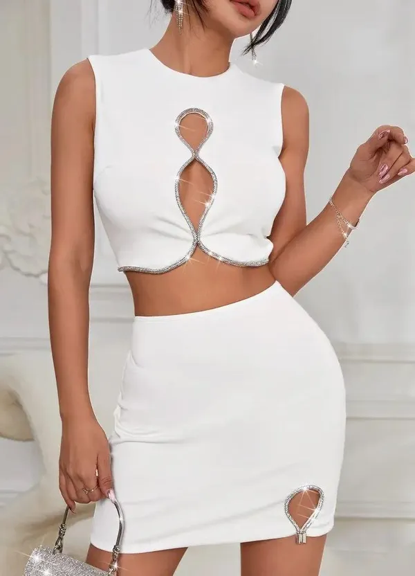 Boutique New White Cut Out Rhinestone Asymmetrical Hem Top & Skirt. Size Medium - Image 8