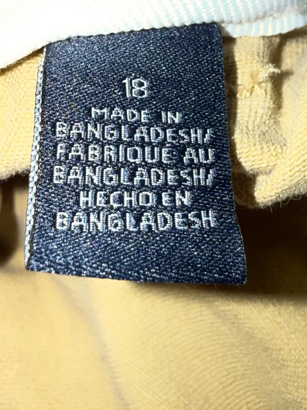 Tommy Hilfiger Khaki Pants Size 18 - Image 2