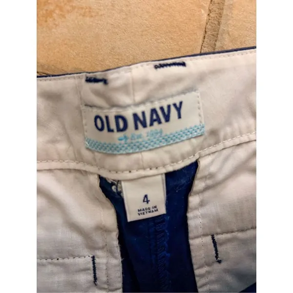 Old Navy Women's White Nautical Anchor and Ship Wheel Chino Shorts Blue Size 4 - Image 9