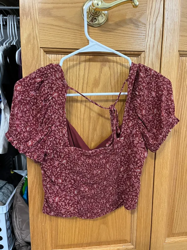 American Eagle Red Top - Image 2