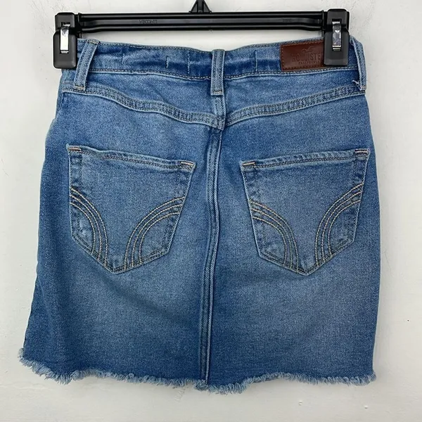 Y2K Hollister Denim Distressed Mini Skirt Jean size 00 - Image 4
