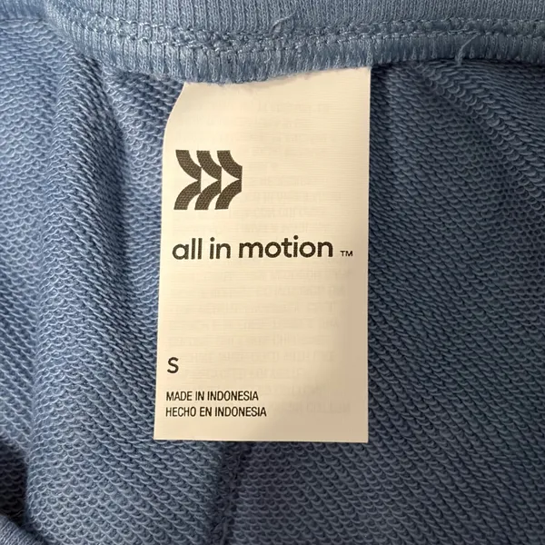 All in Motion Womens Active Comfort Shorts Blue High Rise 2.5 Inseam Small NWT - Image 8