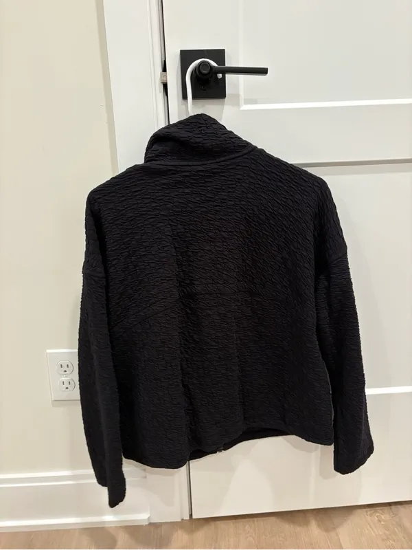 Lululemon Rippled Fill Zip Jacket Size 4 - Image 5