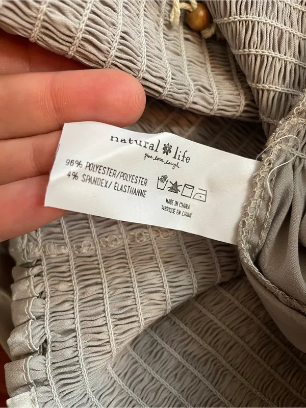 NATURAL LIFE Daisy Flowy Satin Shorts Smocked Silver Gray XS/S 💛🎀 - Image 9