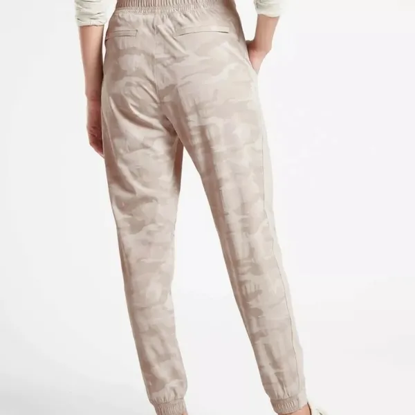 Athleta Brooklyn Jogger Pants Abalone Beige Camo Athletic Pockets Stretch Fall 8 - Image 12