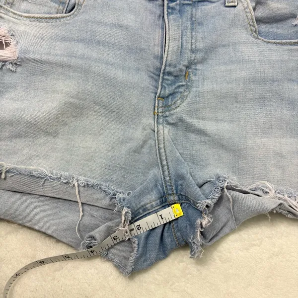H&M Blue Jean Shorts Distressed‎ Frayed Hem Size 10 - Image 5