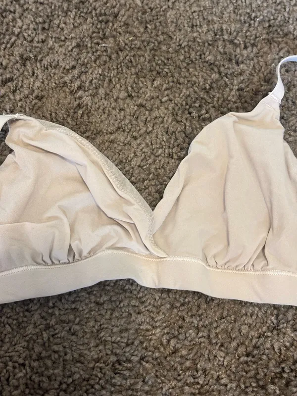 skims bra  - Image 3