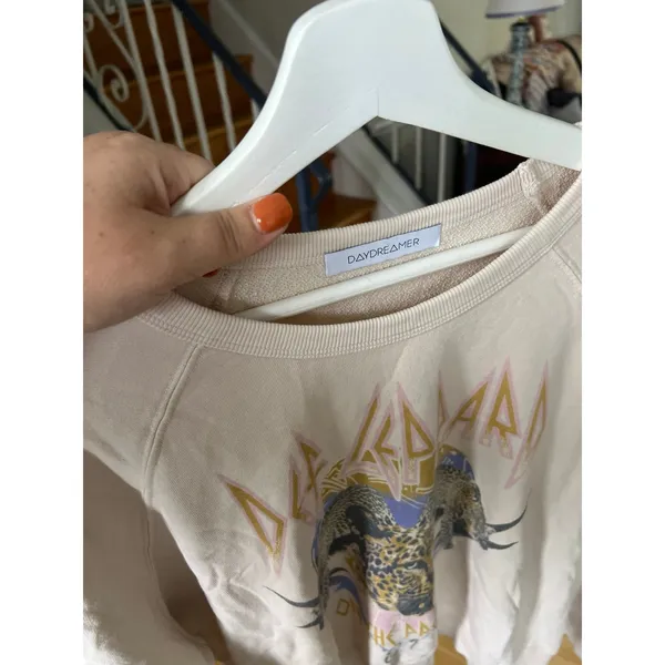 REVOLVE DAYDREAMER Vintage Feel Def Leppard On The Prowl‎ 1987 Sweatshirt Sz M - Image 3
