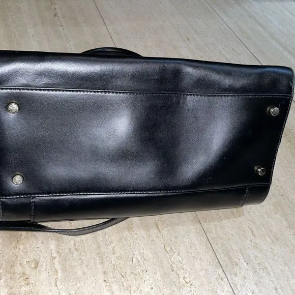 Kate Spade New York Satchel‎ Crossbody Black Leather Zipper Accent - Image 8