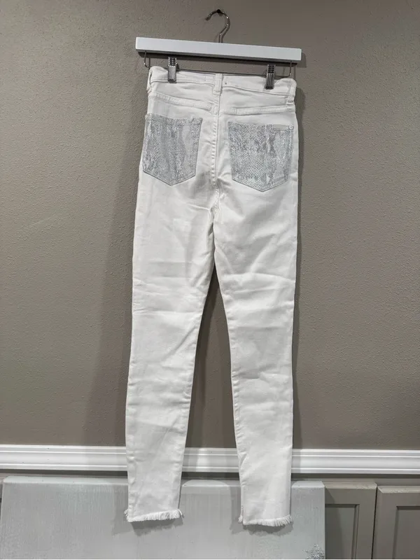 $225 Retail 7FAMK Womems White Metallic Skinny - Image 3