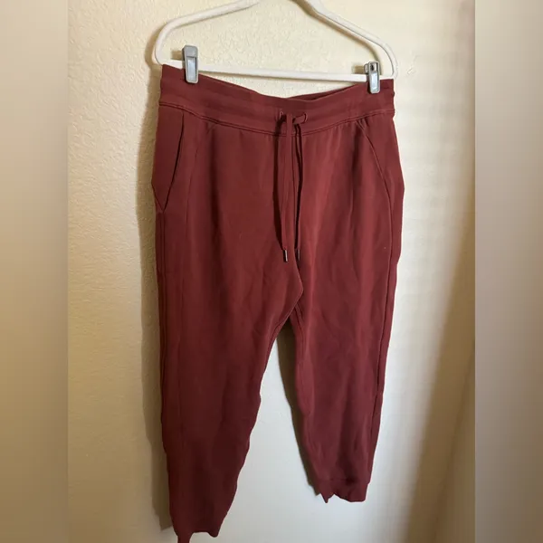 Lululemon Scuba High-Rise Jogger Pants Sz‎ 12 in Smokey Red - Image 3