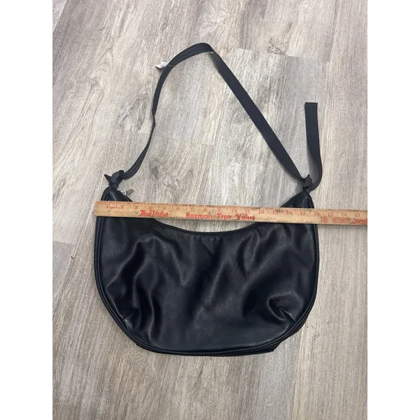 Gap Vegan Leather Sling Bag Black Crescent Crossbody Adjustable Strap NEW - Image 5