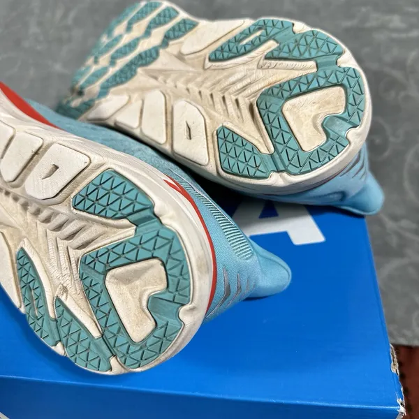 Hoka One One Women's 9.5 Clifton 8 Athletic Running Shoe Sneaker Blue Cushion - Image 11