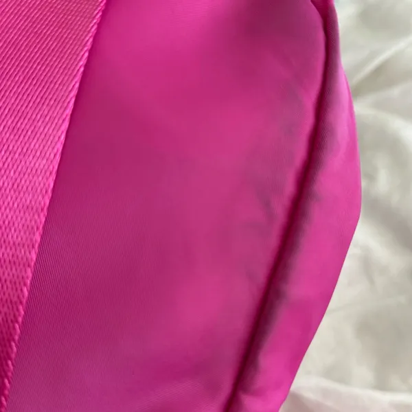 LULULEMON Athletica Everywhere Belt Bag 1L Sonic Pink - Image 16