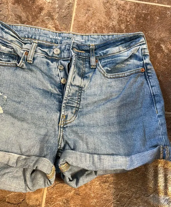 Old Navy OG Straight Jean Shorts - Image 2