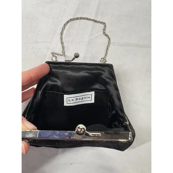 La Regale Black Sequin Evening Bag‎ Silver Kiss Lock Clasp Chain Strap Vintage - Image 6