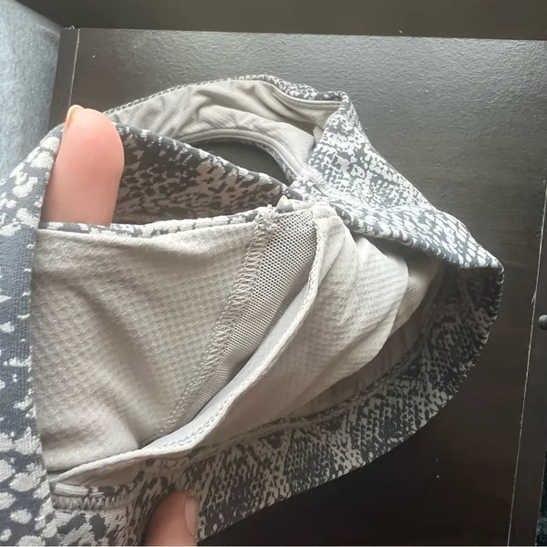 Ultimate Snakeskin Supersonic Sports Bra Size Small - Image 5