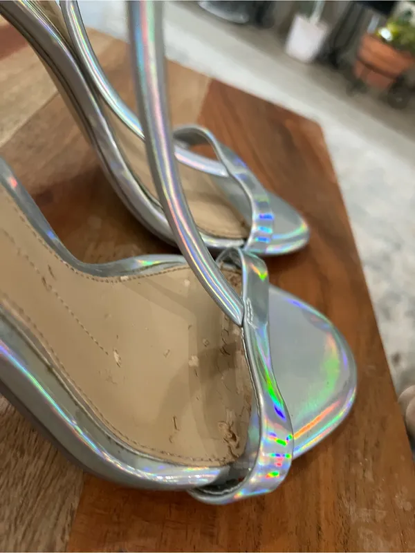 Gianni Bini Silver Hologram T-Strap High Heel Sandals Sz 6.5 - Image 10