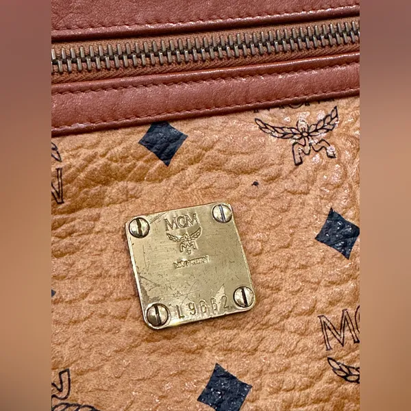 Vintage MCM Brown Visetos Leather Clutch - Image 8